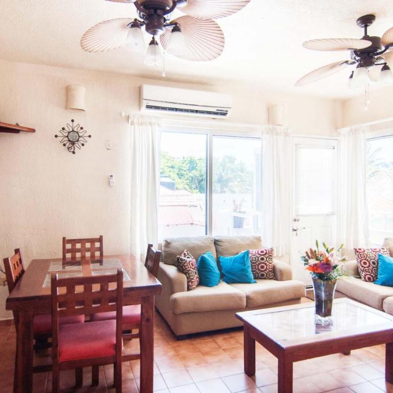 Beachfront 2BR Condo in Playa I Steps to 5th Ave! - 2BR Beachfront Oceanview Terrace - 3