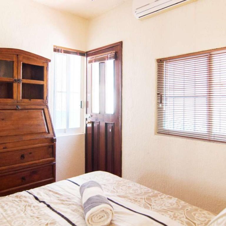 Beachfront 2BR Condo in Playa I Steps to 5th Ave! - 2BR Beachfront Oceanview Terrace - 13