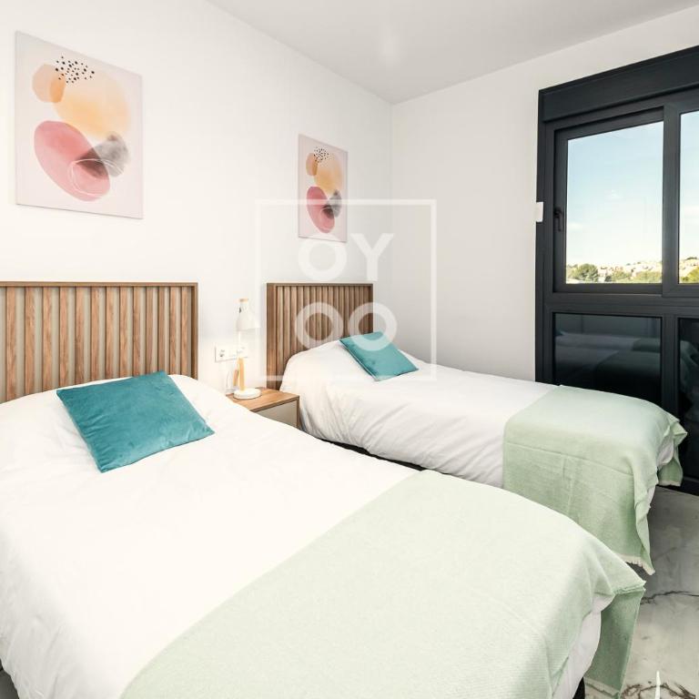 Orihuela Poolside Retreat, High-end apt, Pool views - by OYOOSTAYS - Apartamento Deluxe de 2 dormitorios con vistas al jardín - 29