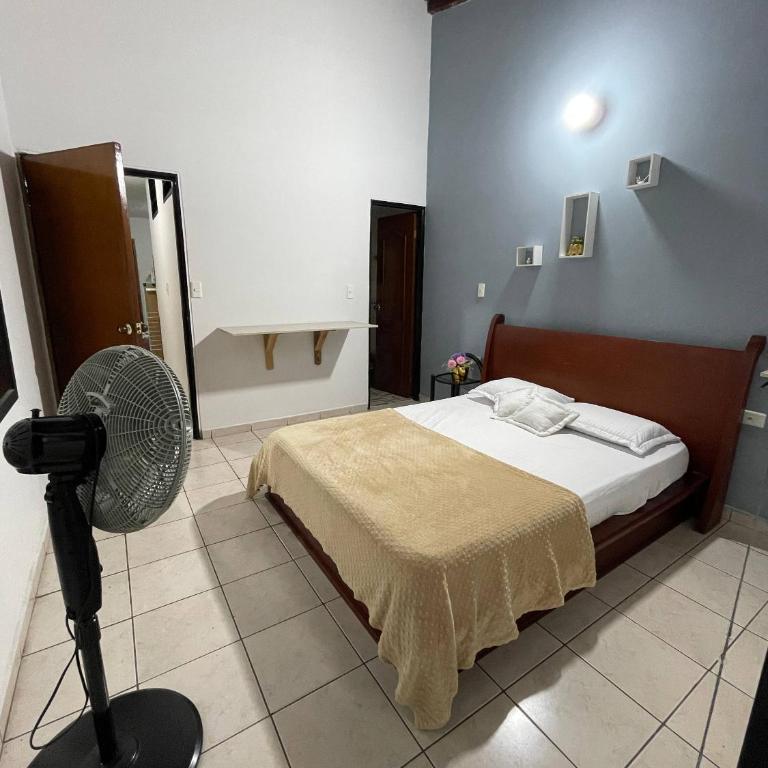 Casa Completa 3 pisos Tranquila y Hermosa - Casa de 5 dormitorios - 26
