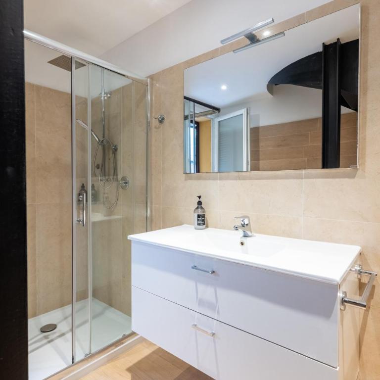 Gastone Rossi 12 ,1- prime residence - Appartamento con 3 Camere da Letto - 28