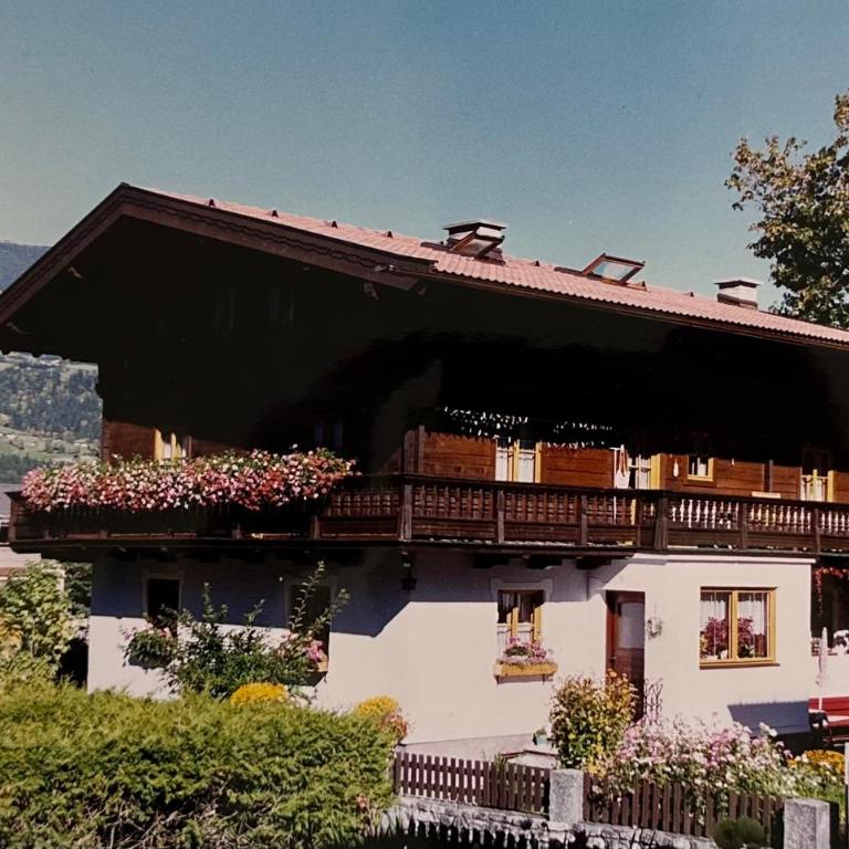 Apartment Marie - Apartment mit 2 Schlafzimmern und Bergblick - 1