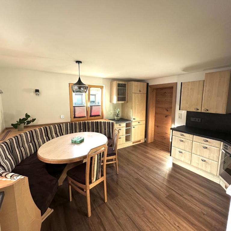 Apartment Marie - Apartment mit 2 Schlafzimmern und Bergblick - 4
