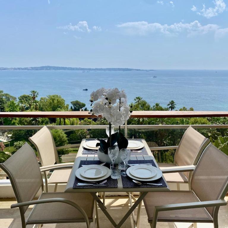 FRONT DE MER PANORAMIQUE Super Cannes - Appartement 1 Chambre - 27