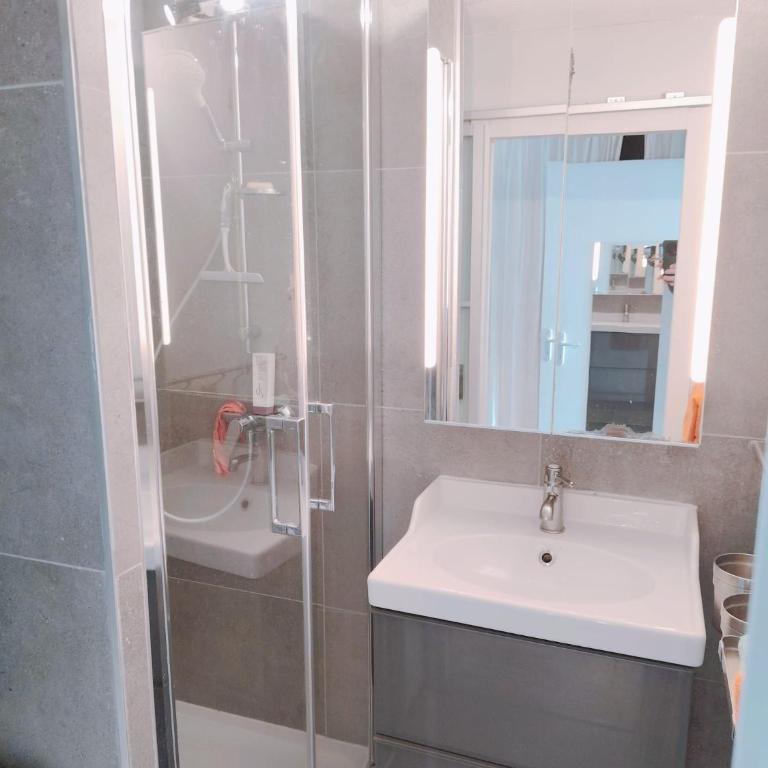 Studio Vue mer et piscine, wifi, climatisation, parking Résidence Cap corniche - Estudio con vistas al mar - 12