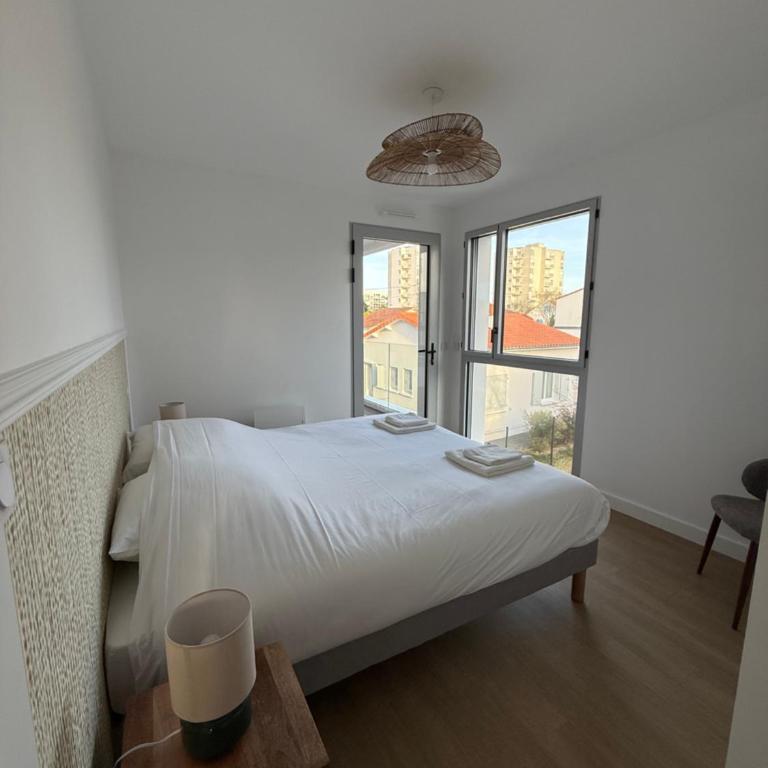 Appartement avec terrasse - Proche mer et centre - Appartement 3 Chambres - 23