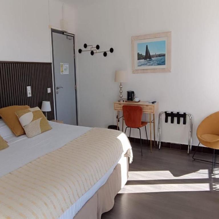 Hôtel La Petite Bohème - Chambre Lit King-Size Deluxe - 8