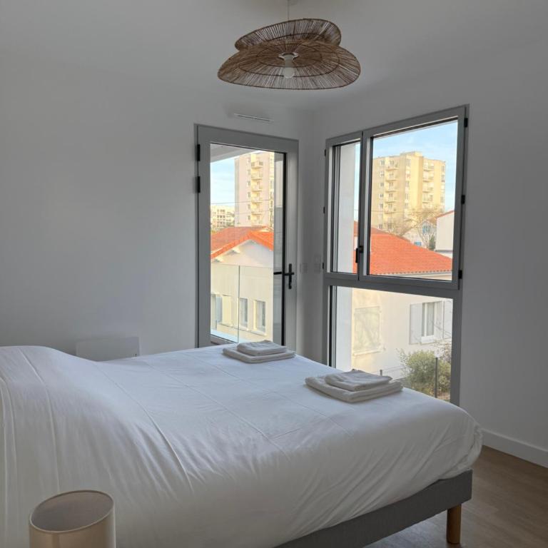Appartement avec terrasse - Proche mer et centre - Appartement 3 Chambres - 27