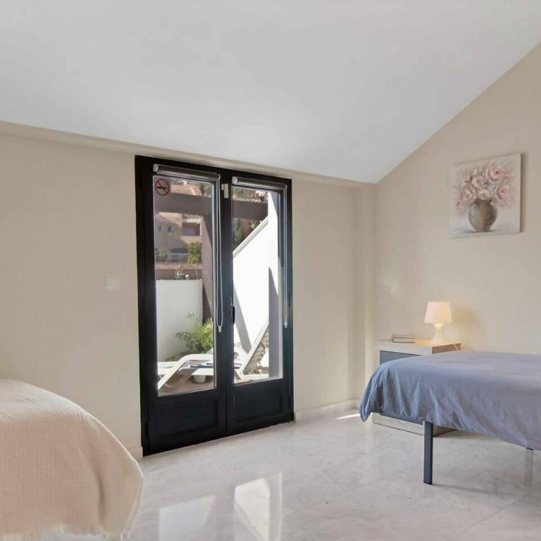 Casa Sur: Spacious & stylish 4BR by the sea - Casa de 4 dormitorios - 12