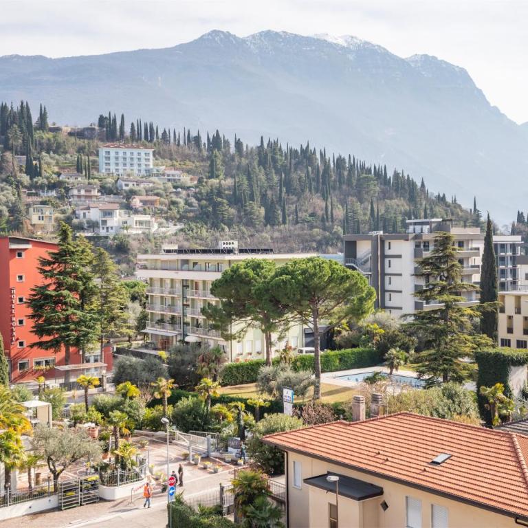 Appartamenti Gabry - Appartamento con 3 Camere da Letto e Vista Lago - 2