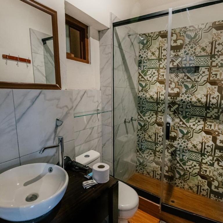 Hostal María Angola - Habitación Cuádruple Estándar - 18