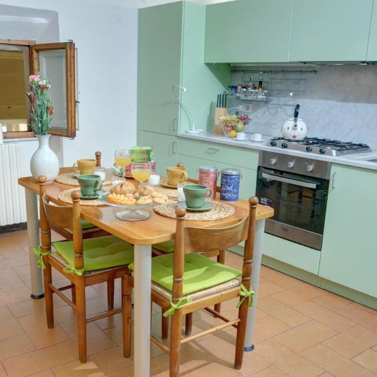 elegant flat with rooftop 450 mt from piazza del campo - Two-Bedroom Apartment with Terrace - 23