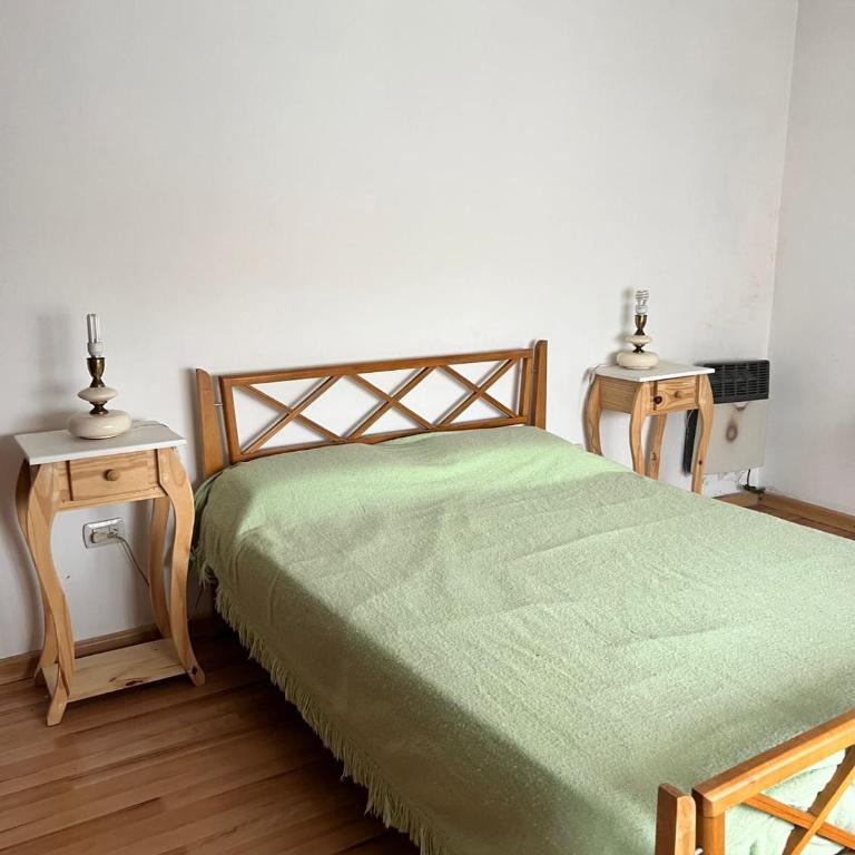 Departamento Tranquilo y Exclusivo Con Balcon - Two-Bedroom Apartment - 1