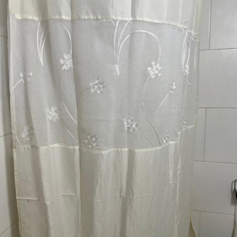 Departamento Tranquilo y Exclusivo Con Balcon - Two-Bedroom Apartment - 11
