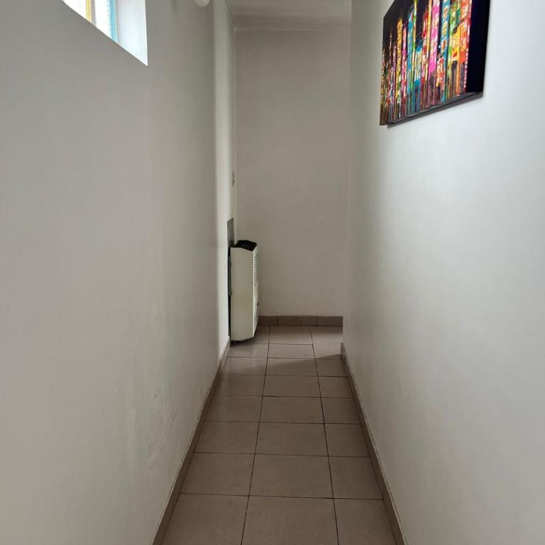 Departamento Tranquilo y Exclusivo Con Balcon - Two-Bedroom Apartment - 5