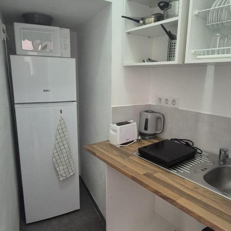 Hostel Urban Sevilla - Estudio - 2
