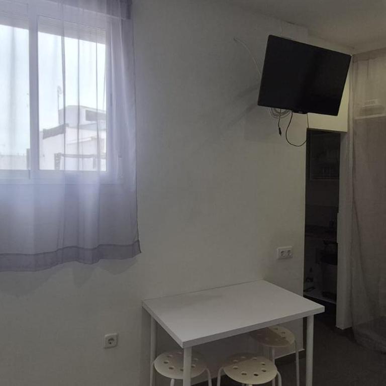 Hostel Urban Sevilla - Estudio - 12
