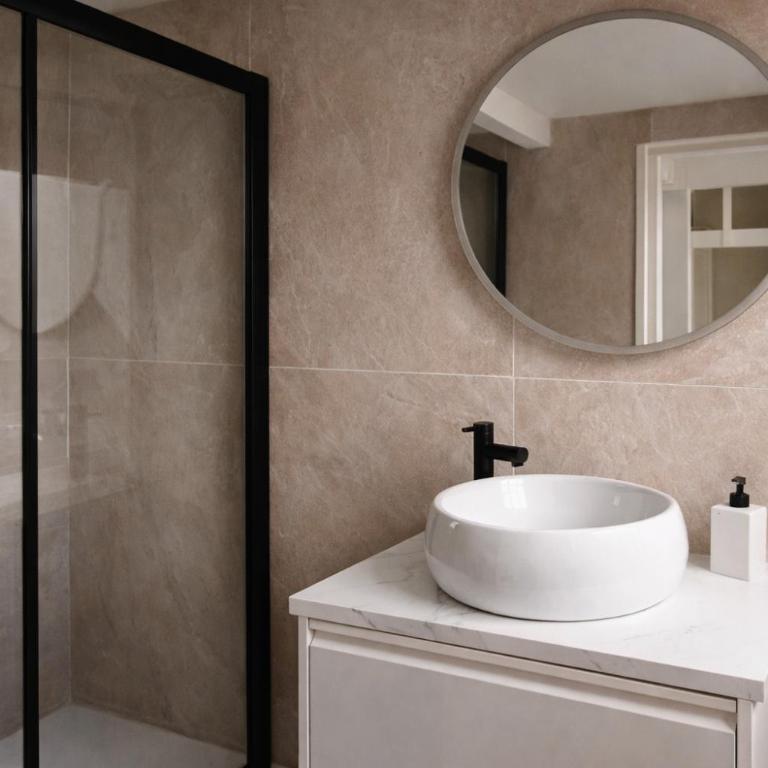 Studio chic rénové à 5 min du Palais & de la Croisette Cannes - Apartment mit 1 Schlafzimmer - 10