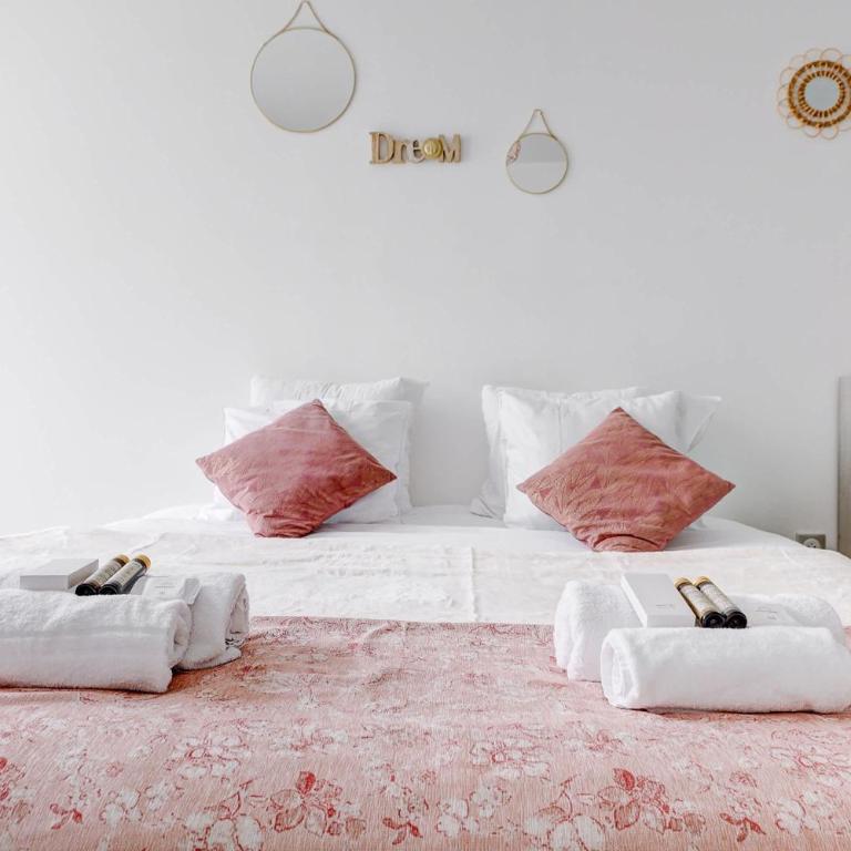 Havre lumineux face aux Buttes-Chaumont - Appartement - 1