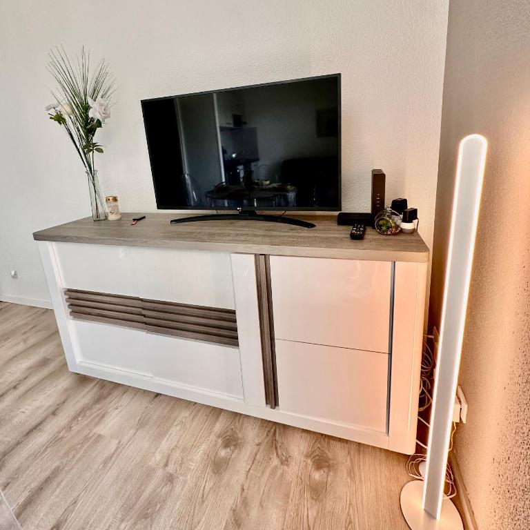 Le Nid Douillet - 4 Personnes - Terrasse couverte - Studio - Vue sur Montagne - 25