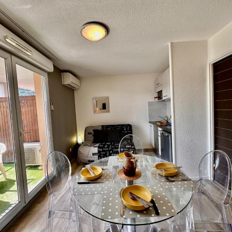 Le Nid Douillet - 4 Personnes - Terrasse couverte - Studio - Vue sur Montagne - 29