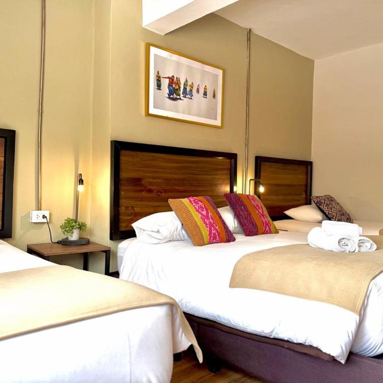 Hostal María Angola - Habitación Cuádruple Estándar - 22
