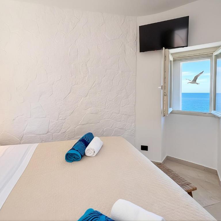 CEFALUX - Torre Bastione sul Mare - Appartamento con 1 Camera da Letto - 52