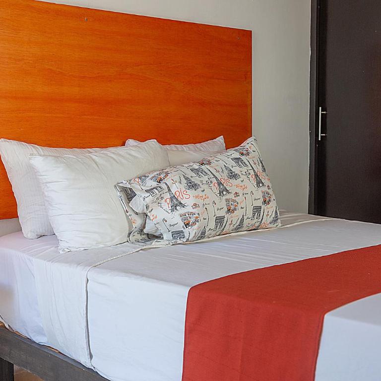 Estudios con Alberca-Cocina Privadas en Zona Norte - Family Studio - 29