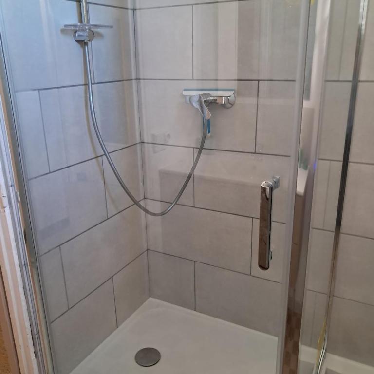 Appartement climatisé à 5min des remparts - Apartment mit 2 Schlafzimmern - 13