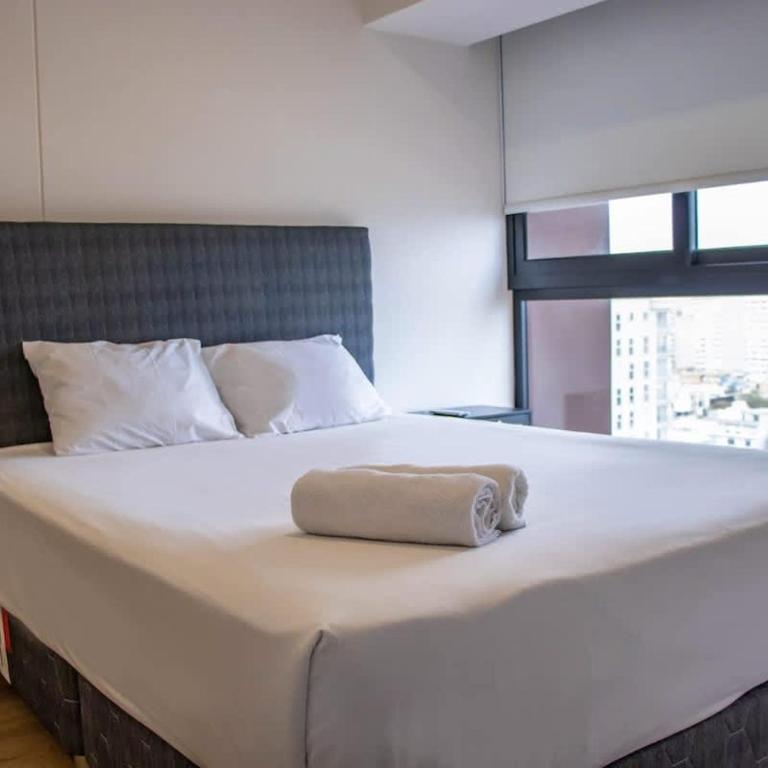 Modern Gem in Prime San Isidro - Two-Bedroom Apartment - 4
