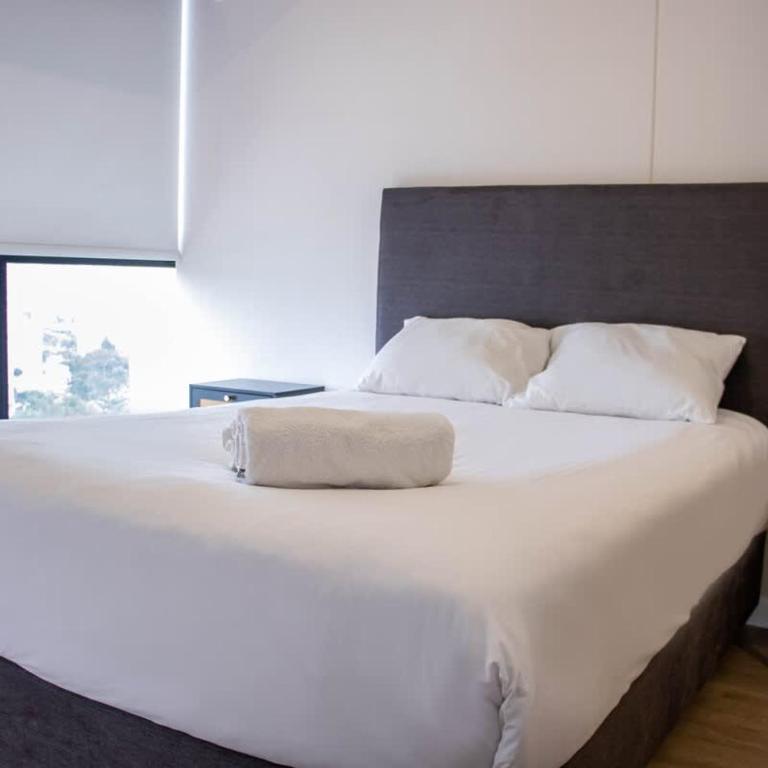 Modern Gem in Prime San Isidro - Two-Bedroom Apartment - 6