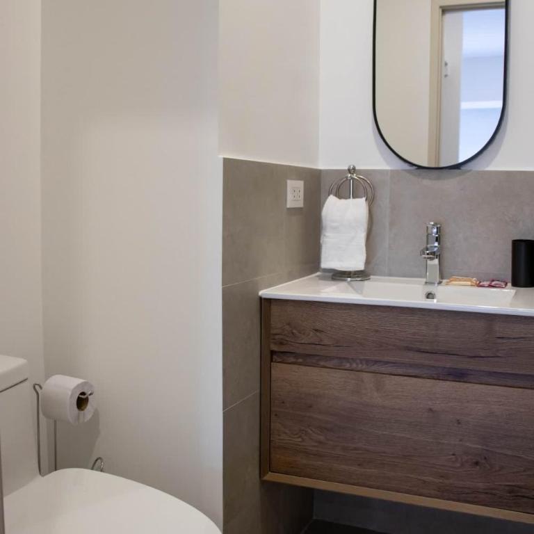 Modern Gem in Prime San Isidro - Two-Bedroom Apartment - 13