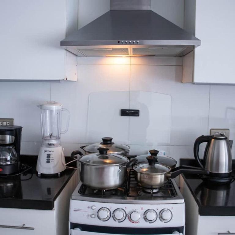 Engaging 2BR with balcony in Exclusive Miraflores - Two-Bedroom Apartment - 4