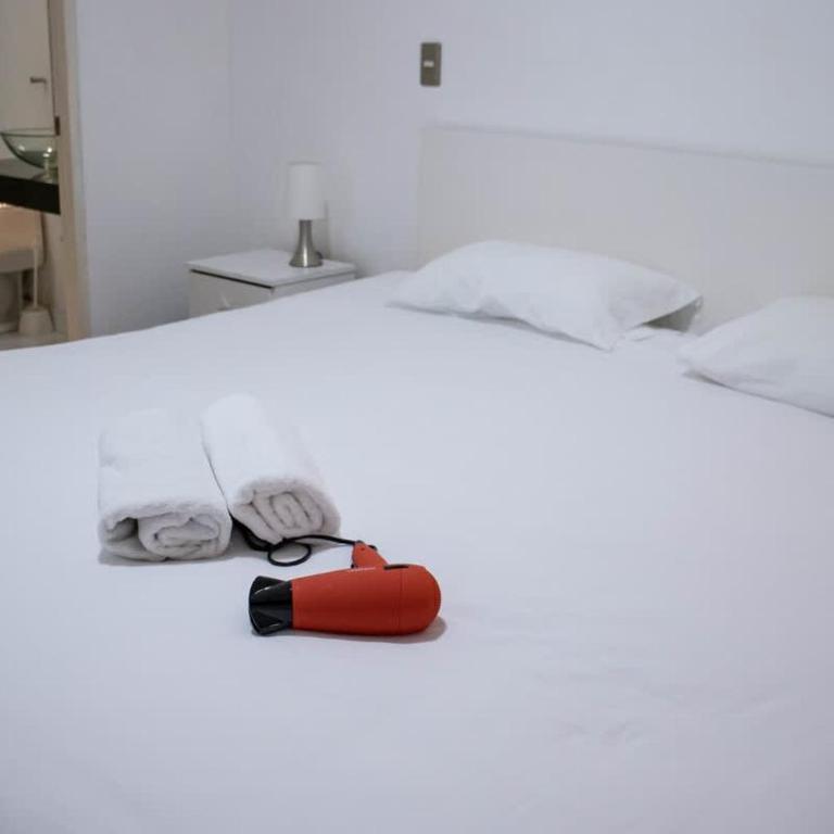 Engaging 2BR with balcony in Exclusive Miraflores - Two-Bedroom Apartment - 6