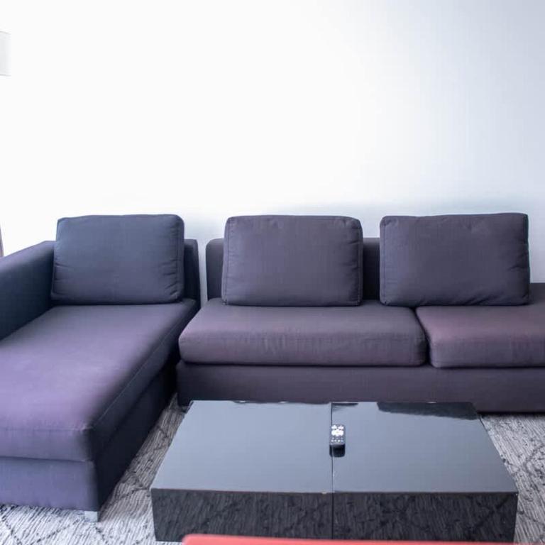 Engaging 2BR with balcony in Exclusive Miraflores - Two-Bedroom Apartment - 14
