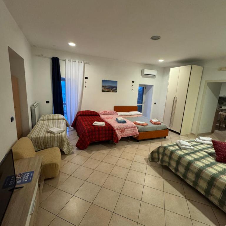 Artigiani di Preziosità-Rooms - Camera Familiare - 9