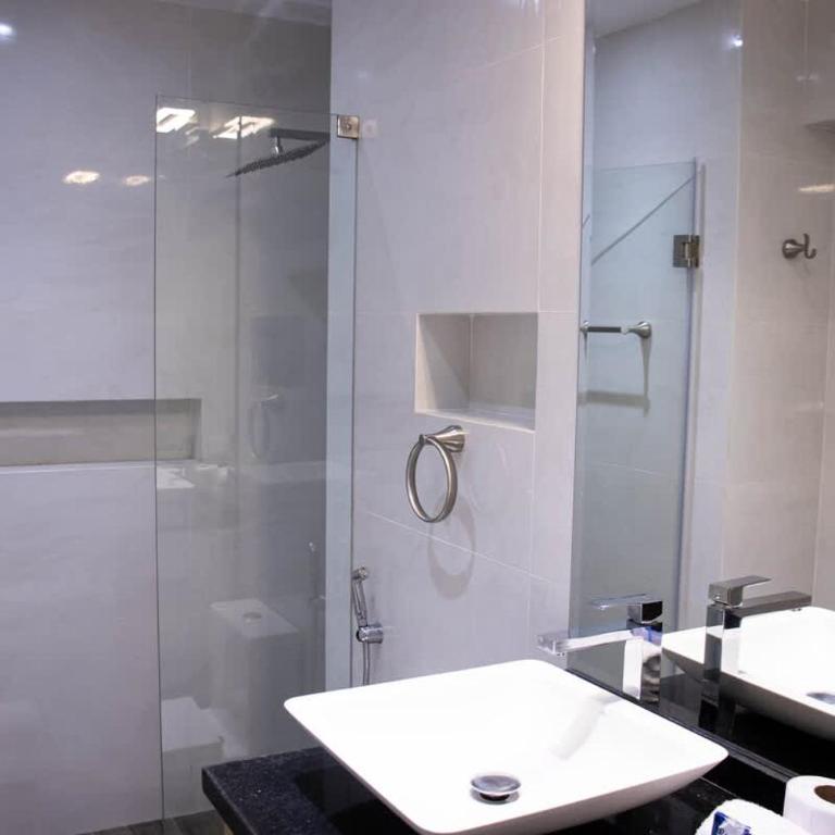 Central Apartment in Miraflores - One-Bedroom Apartment - 19
