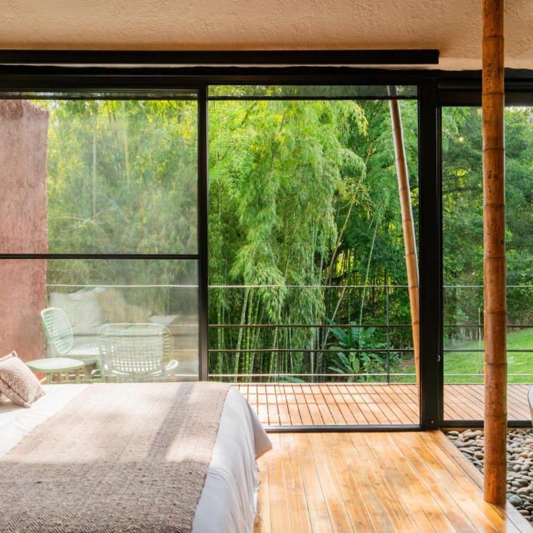 Kawa Bamboo Retreat - King Suite with Jacuzzi and Sauna - 8