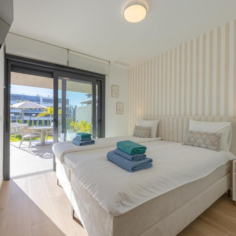 Lagoons - Lovely apartment with Sport & Wellness - Two-Bedroom Apartment with Pool View - 31