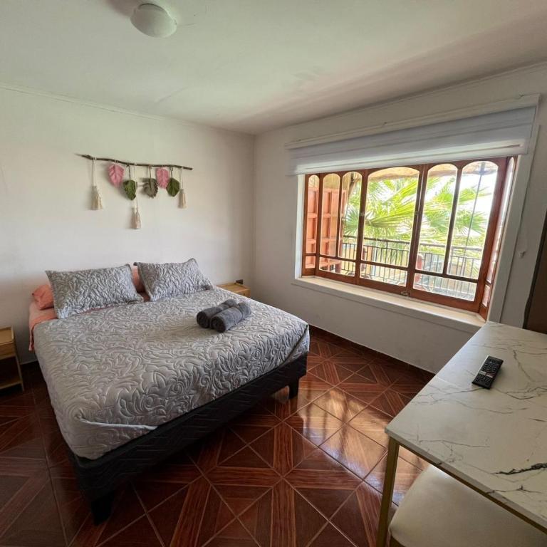 Hostal El Ancla - Double Room with Shared Bathroom - 1