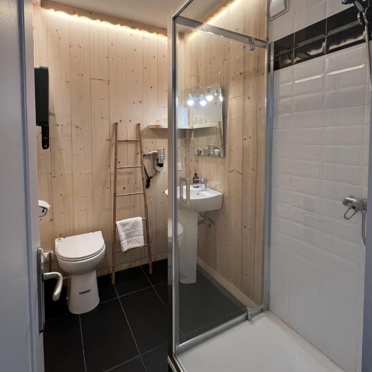 Chalet de Roselend - Chambre Double ou Lits Jumeaux Standard avec Balcon - 2