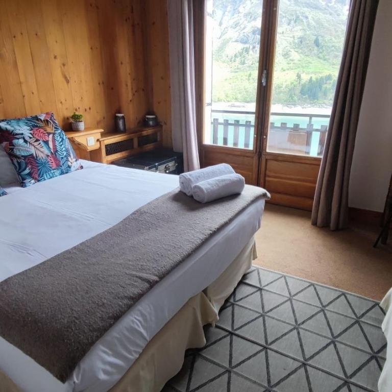Chalet de Roselend - Chambre Triple - Vue sur Lac - 4