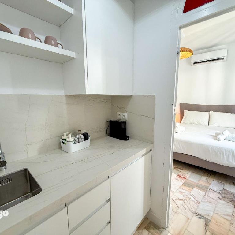 Casa Cristóbal Colón habitaciones con vistas a Semana Santa y Fiestas - Habitación Superior con cama extragrande - 9