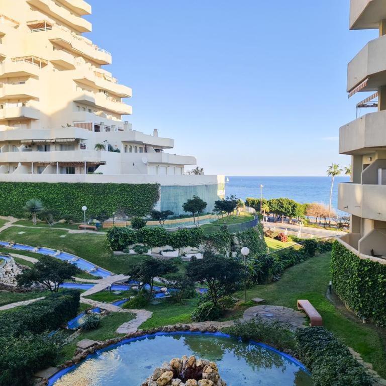 Beautiful studio in Benalbeach - Apartamento de 1 dormitorio - 15