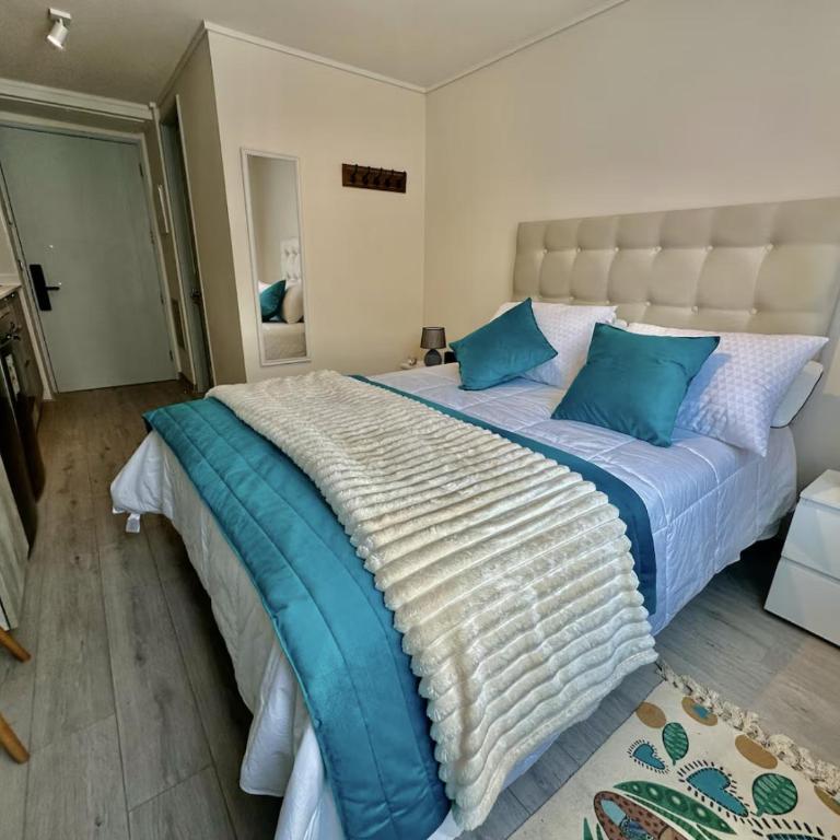 Studio - One-Bedroom Apartment - 17