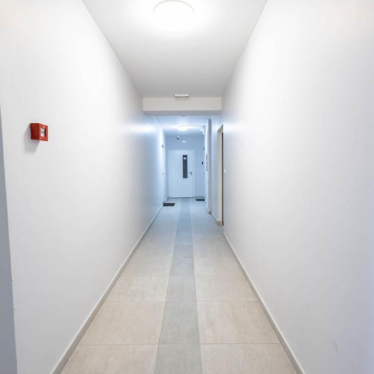 Apartment Alora - One-Bedroom Apartment with Balcony - 32