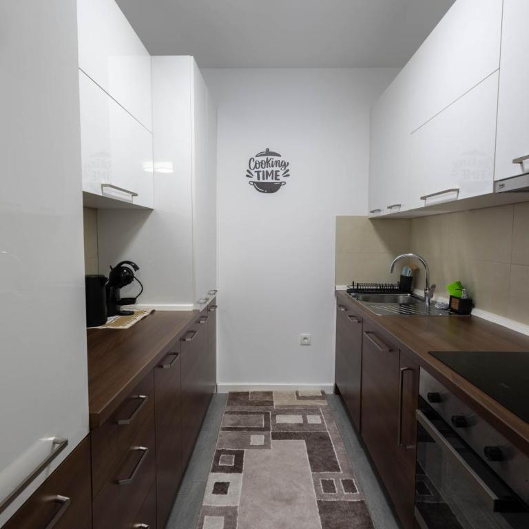 Apartment Alora - One-Bedroom Apartment with Balcony - 4