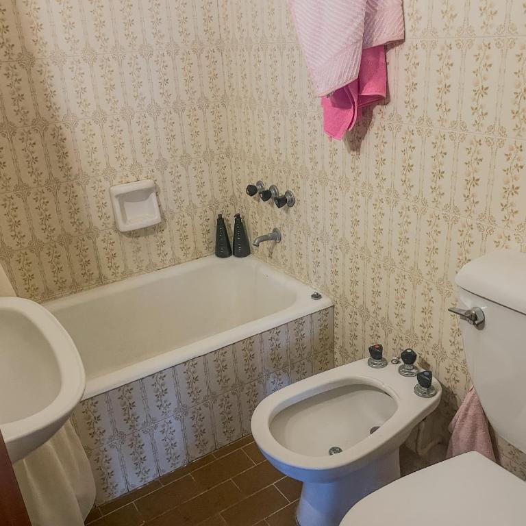 Departamento Pinamar centro, vista al mar y cochera - Apartamento de 2 dormitorios con balcón y vistas al mar - 12