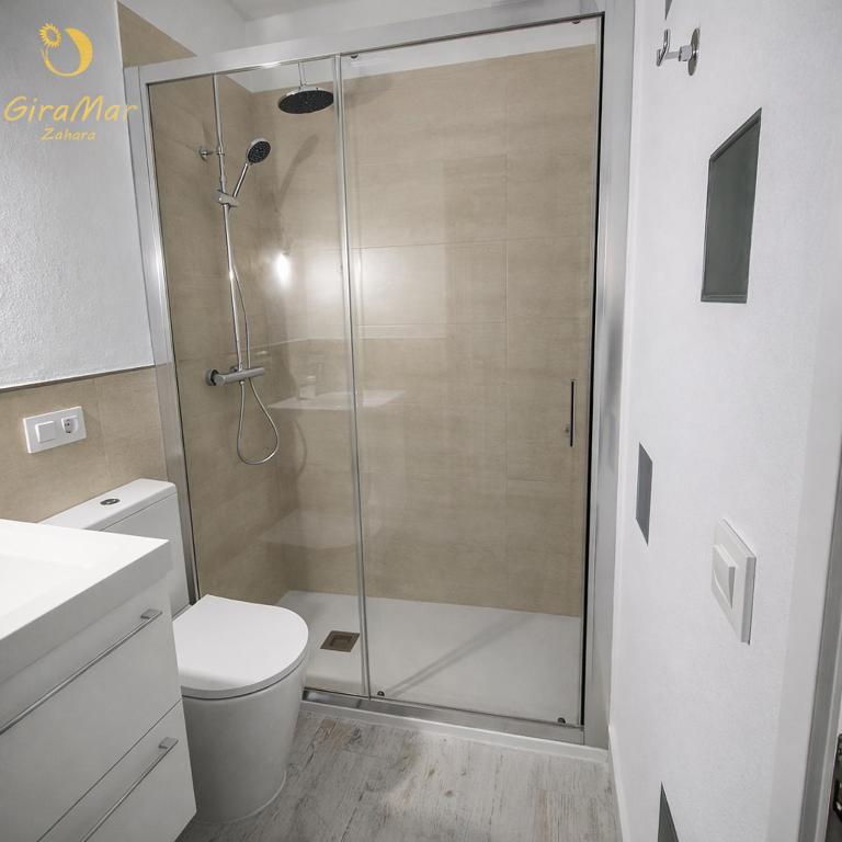 Oceanfront duplex penthouse - Three-Bedroom Apartment - 7