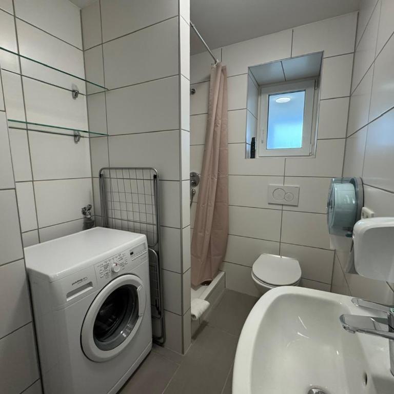 Pension Linderhof Augsburg - Apartment mit 2 Schlafzimmern - 21